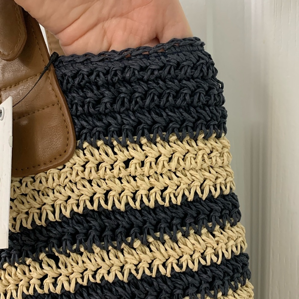 Navy Blue and Cream Striped Woven Straw Tote Bag - Picture 6 of 17